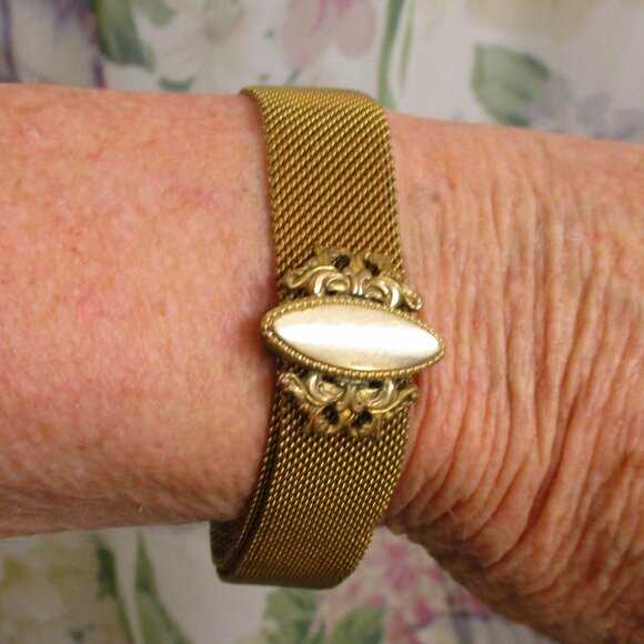 VICTORIAN Gold Filled Mesh Slide Bracelet ~ ANTIQUE Gold Fancy Slide Bracelet - Picture 2 of 13